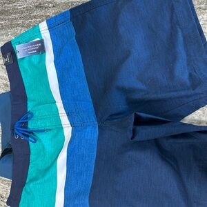 Roundtree & Yorke Men's Blue Swim Shorts